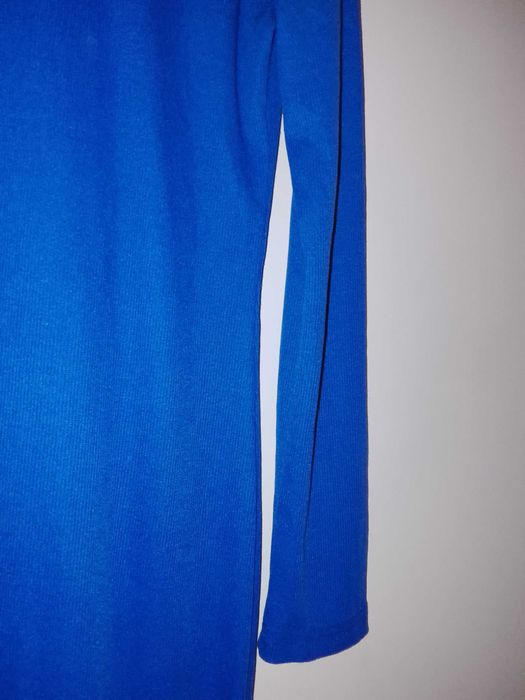 Vestido comprido azul petróleo