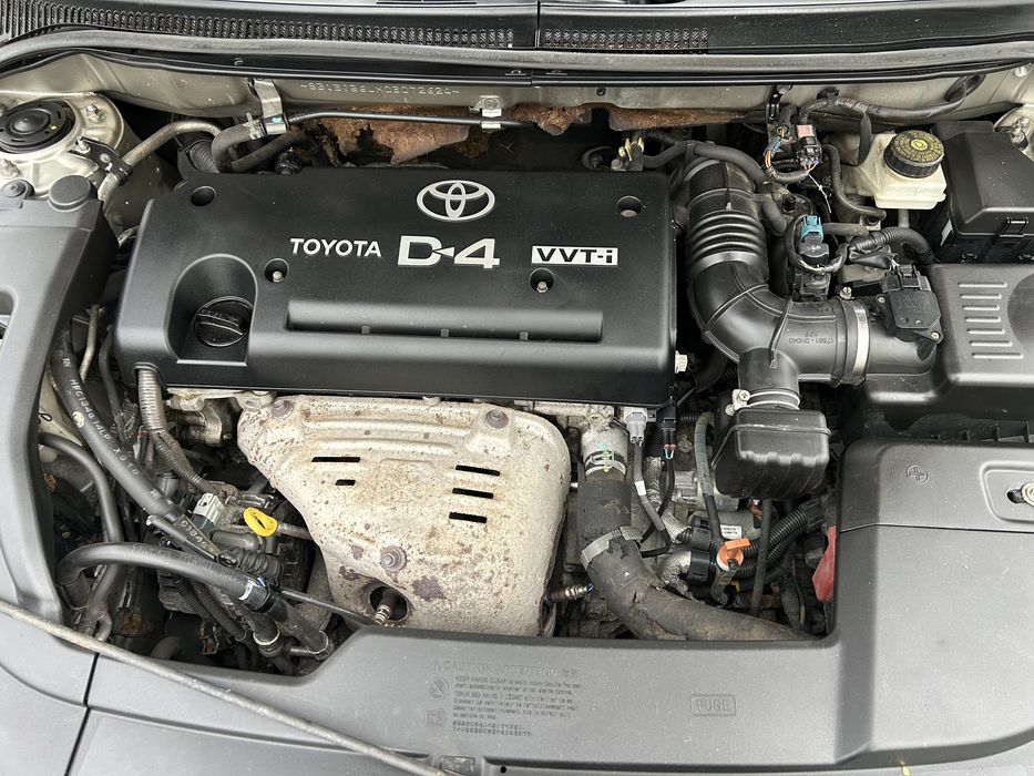 Toyota Avensis Kombi 2,0 147 KM Rok 2006