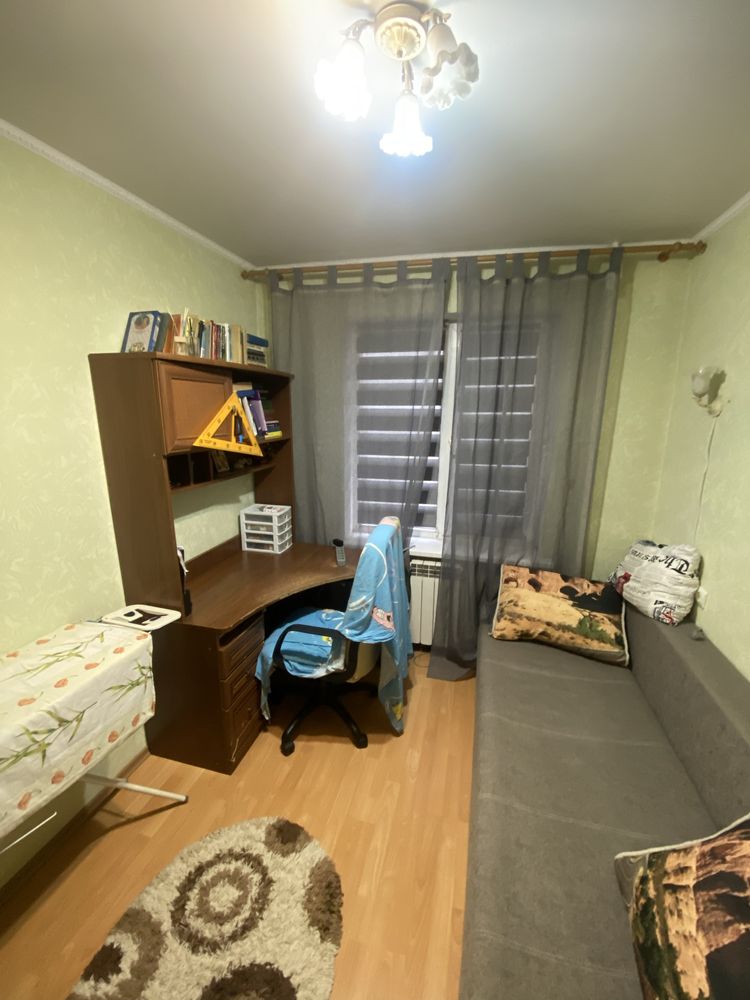 Продам 4-х кімн  квартиру на Яновського