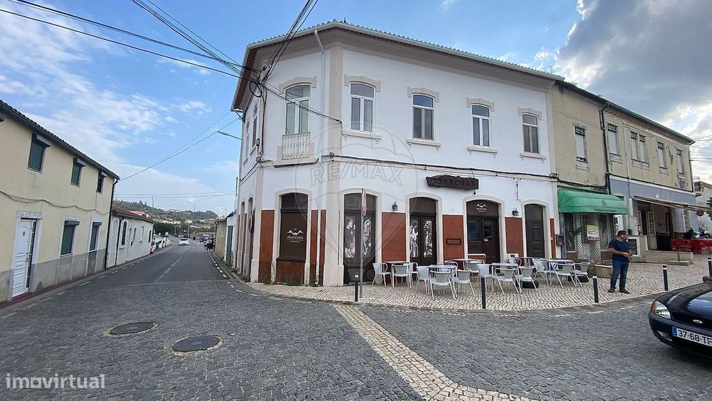 Apartamento T4 para venda