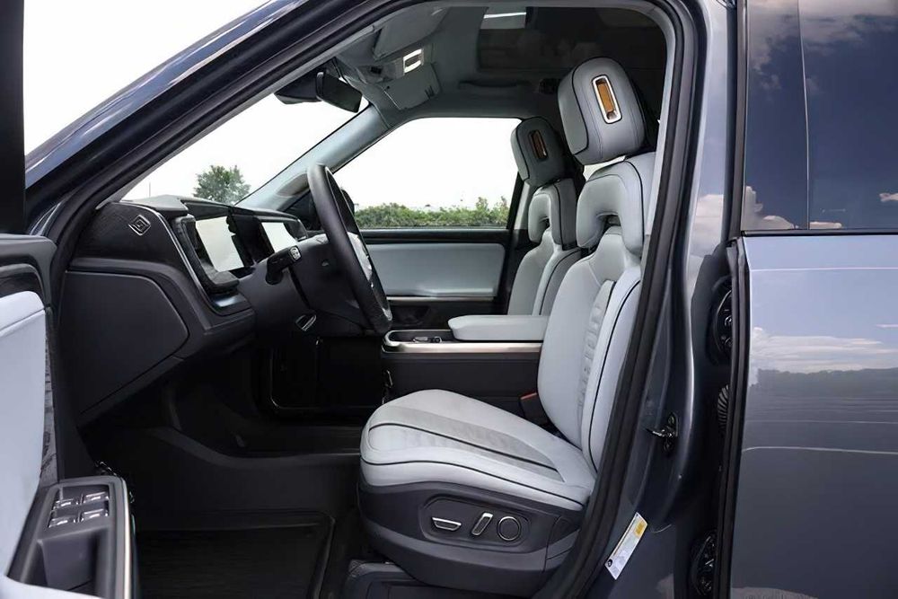 2023 Rivian R1S Adventure Quad Motor