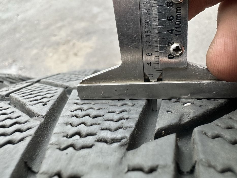 Шини 205 55 16 94T XL Hankook Winter I*Zept IZ2 пара