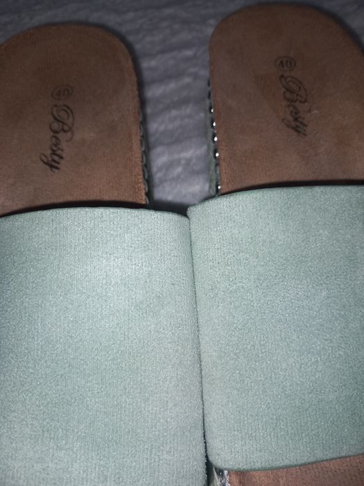 Klapki damskie kolor mietowy