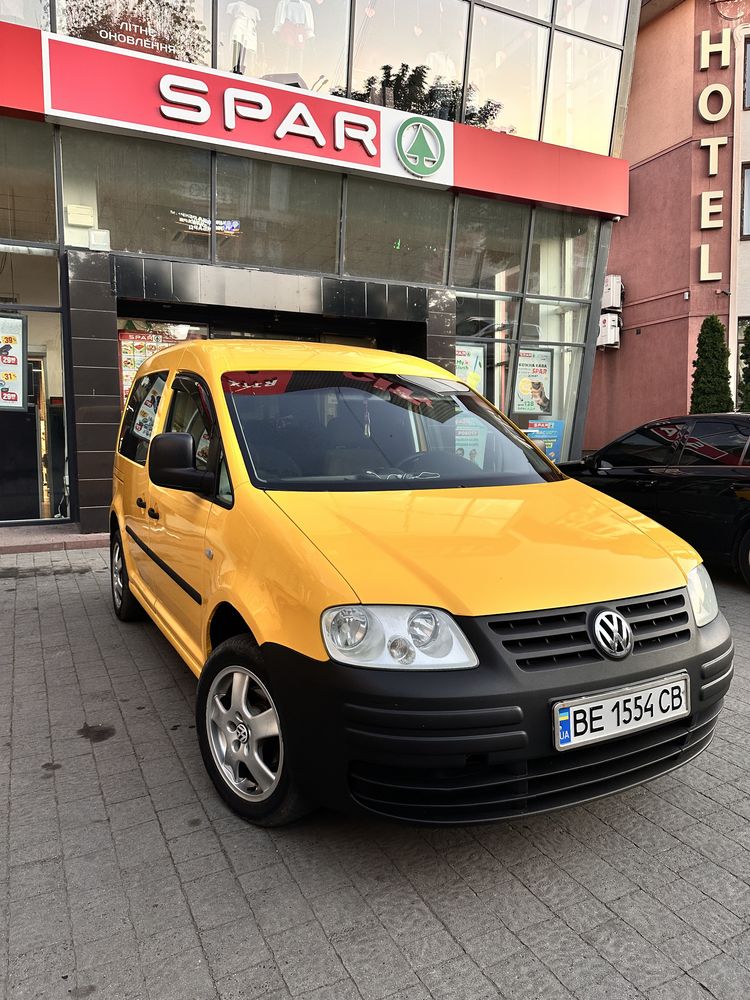 Продам Volkswagen Caddy 2005 рік