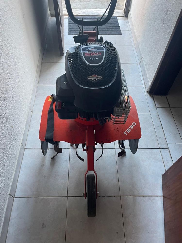Motoenchada como nova