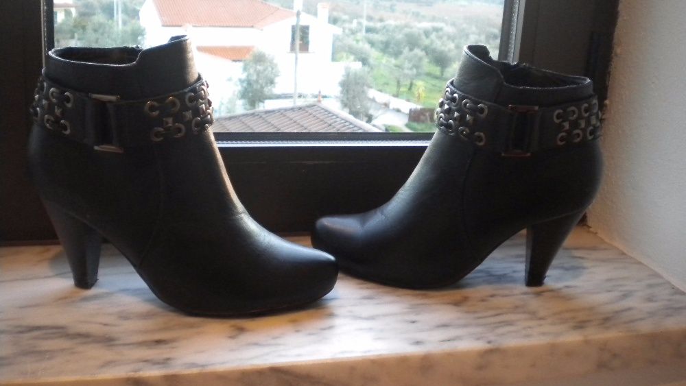 Botins pretos Nº 36 Calçado Guimarães