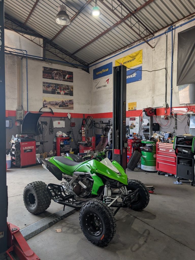 Kawasaki KFX450R