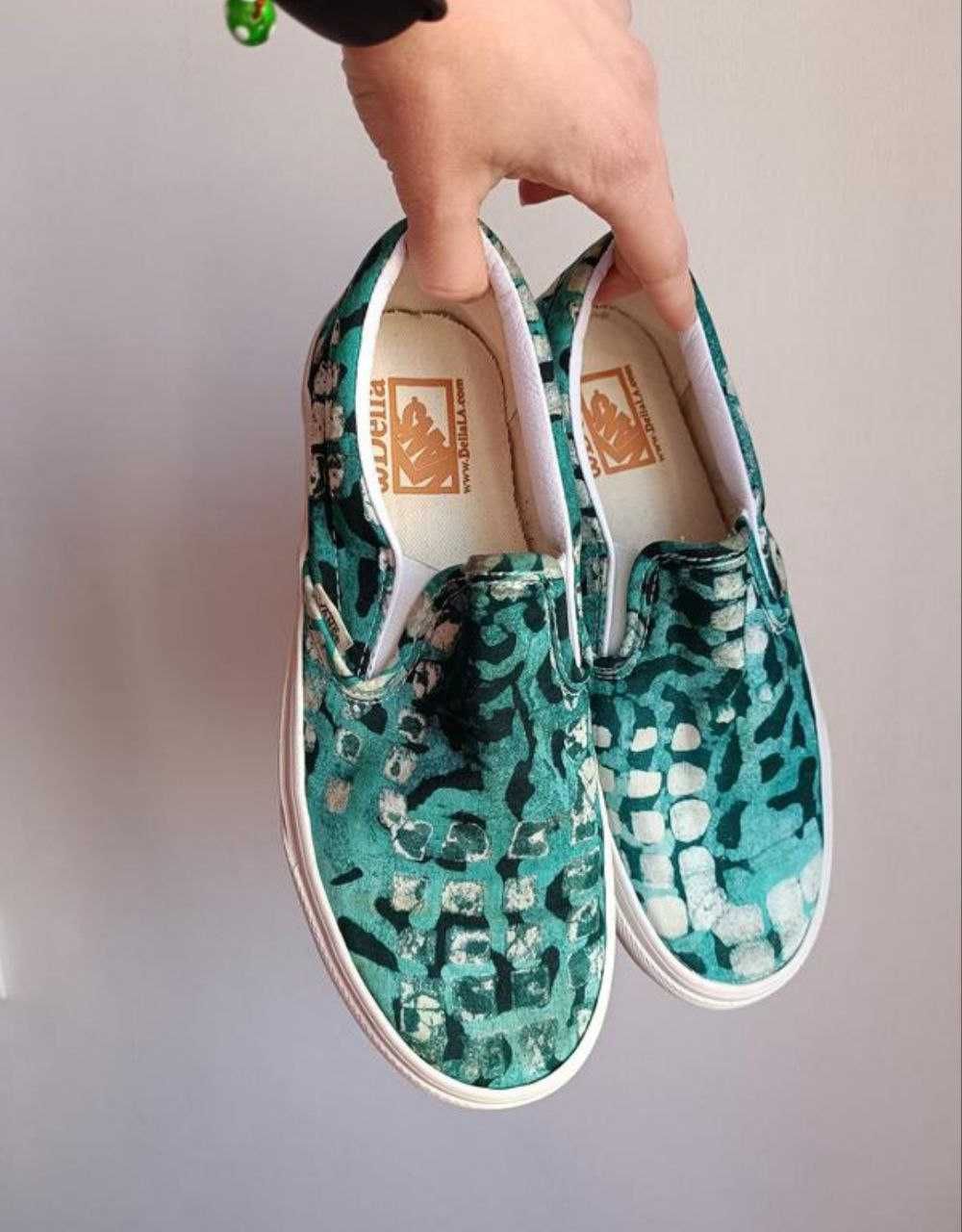 Сліпони зелені ванси принтовані Vans Della 38