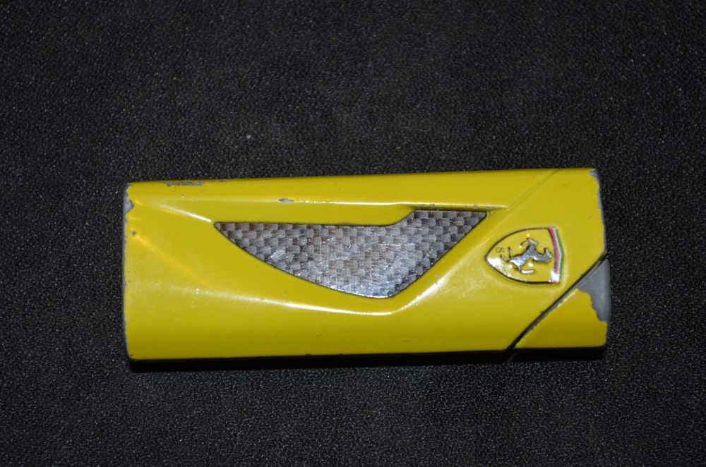adm 40231 lamborghini zapalniczka