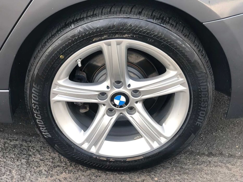 BMW 3 Series 328 xDrive      2014