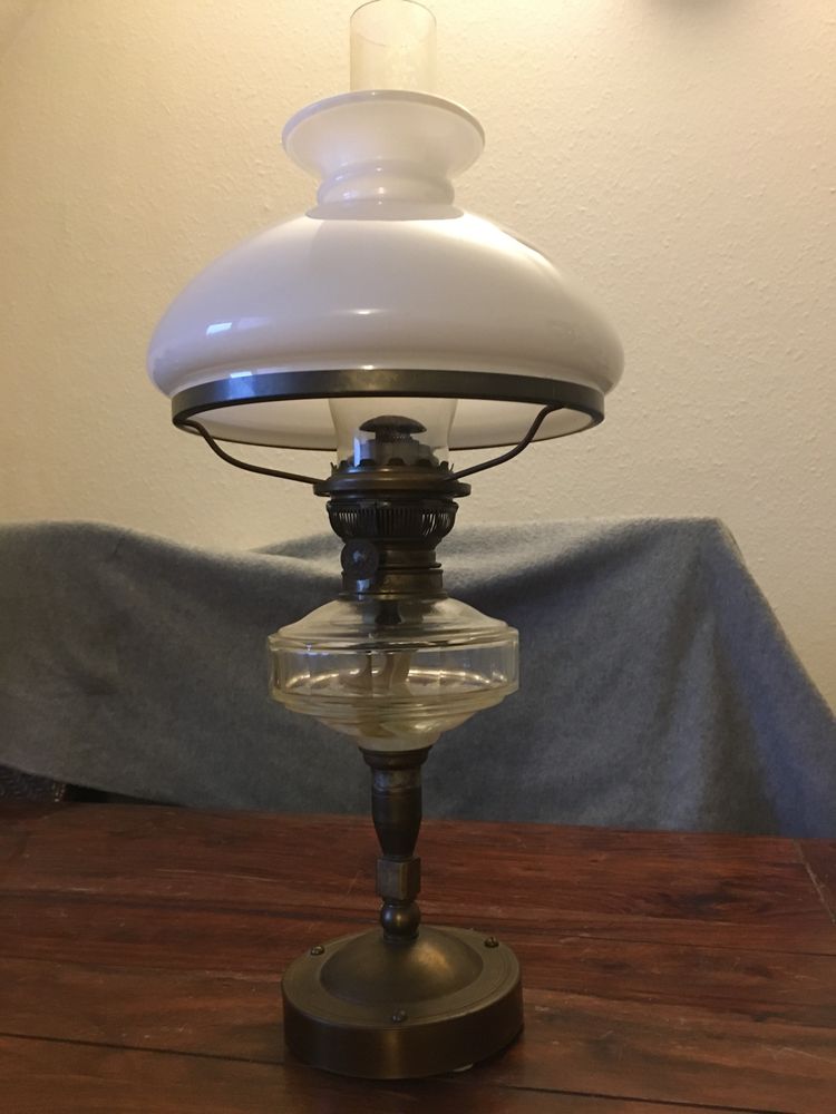 Stara lampa naftowa 4