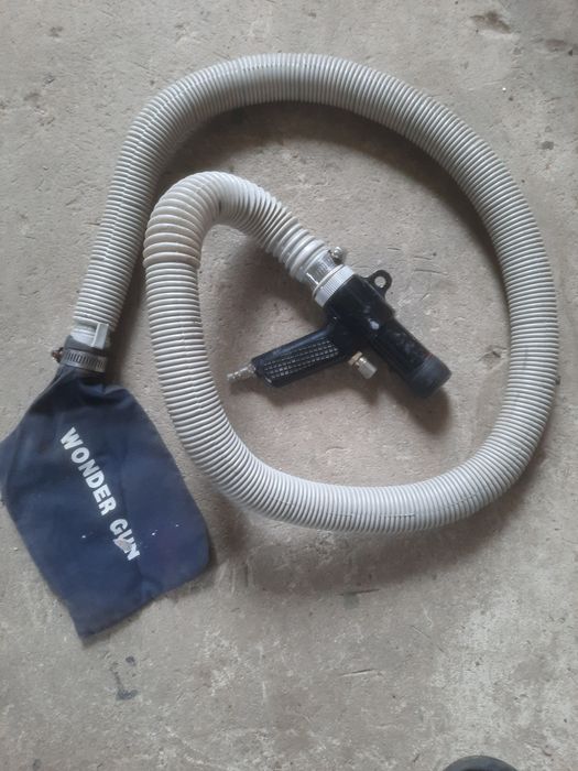 Пилосос, що працює від компресора/для фур