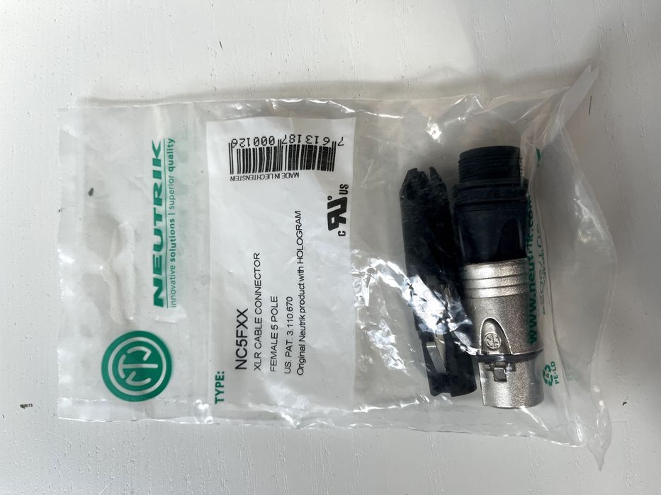 Neutrik NC5FXX - XLR-мама, серія XX, 5 контактів, 5pin