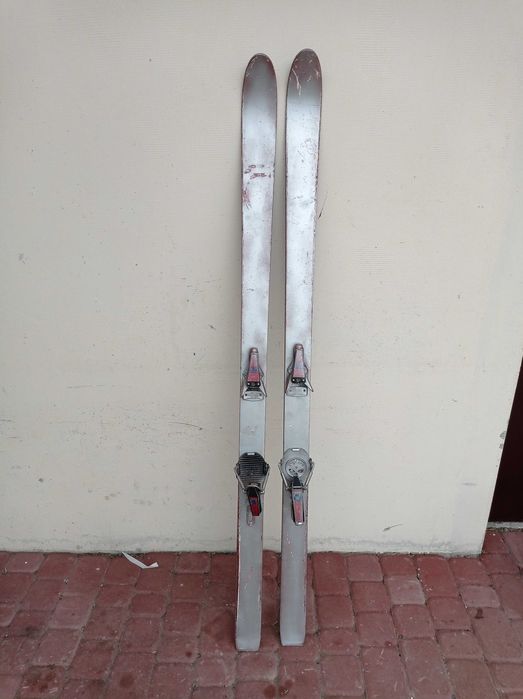 Stare narty Polsport Beta 2