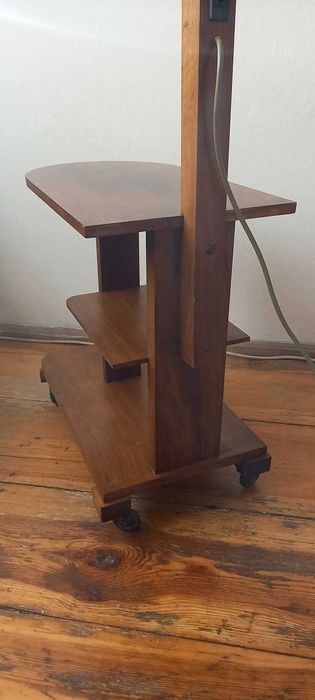 Lampa podłogowa w stylu Art Deco - na kółkach