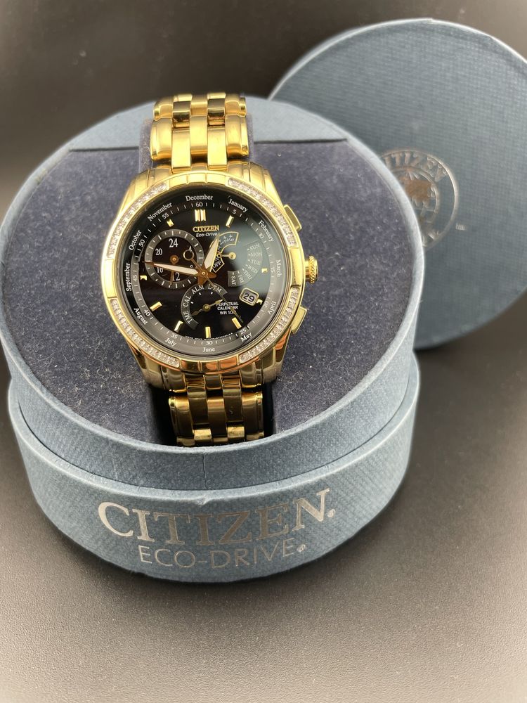 Zegsrek męski Citizen EcoDrive Diamonds wieczny kalendarz