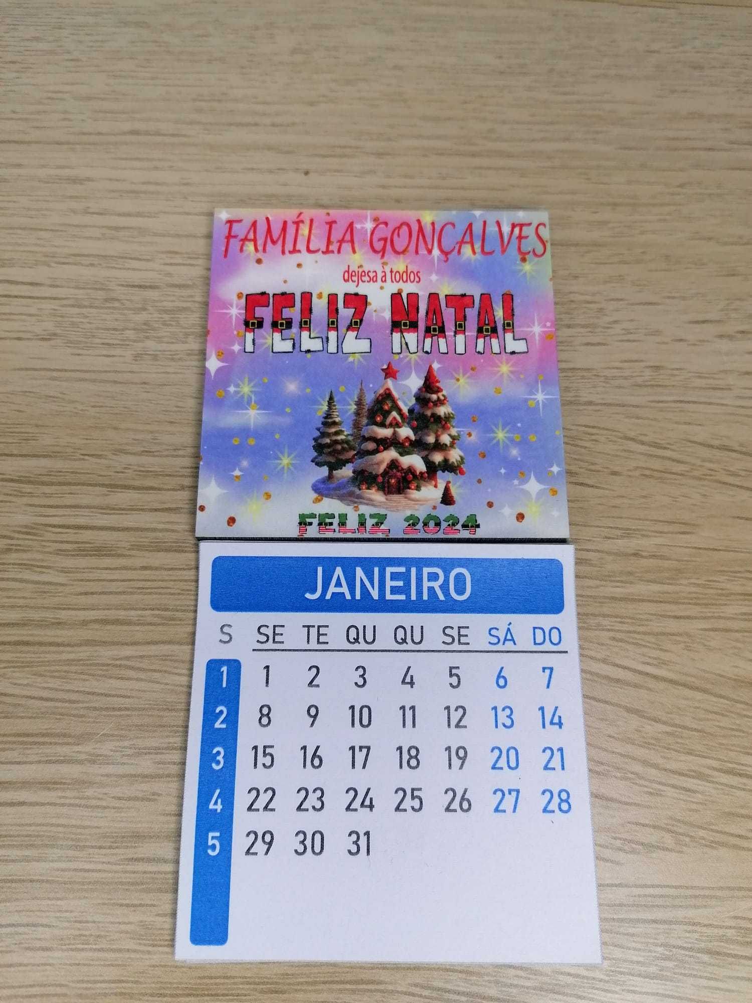 Mini Calendário 2024 Magnéticos Personalizados