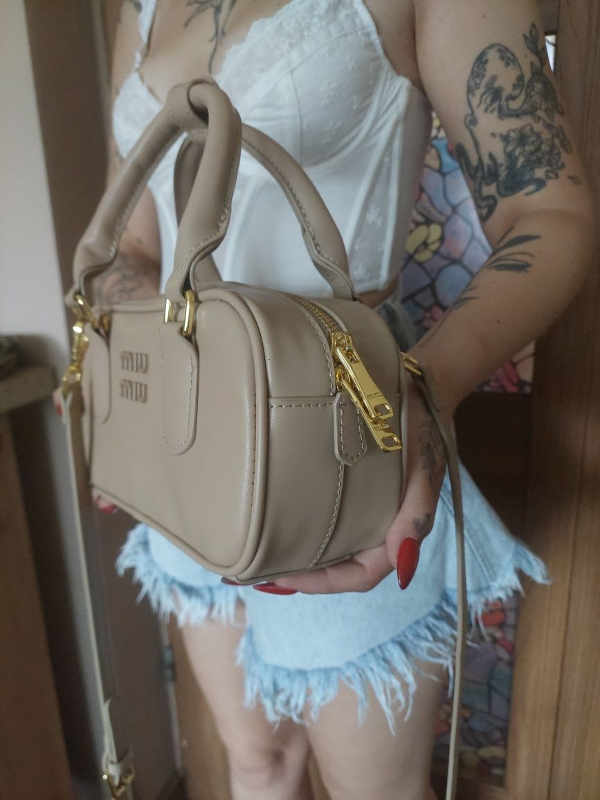 Torebka Miu Miu.