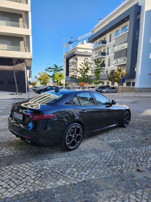 Alfa Romeo Giulia Q4 motor 2.2 210cv ano 2020 apenas 80.000 km naciona