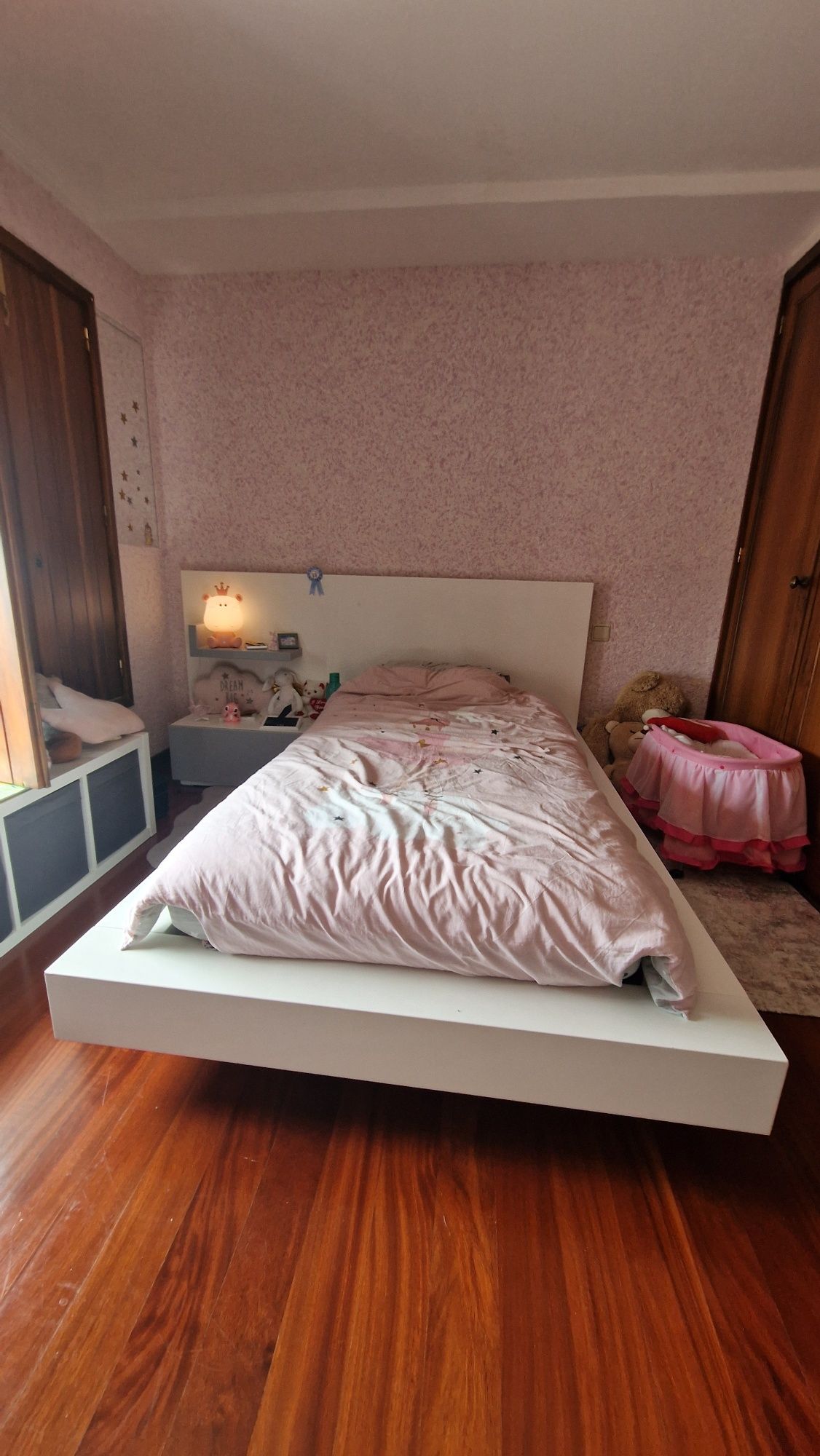 Cama suspensa da loja LASKASAS