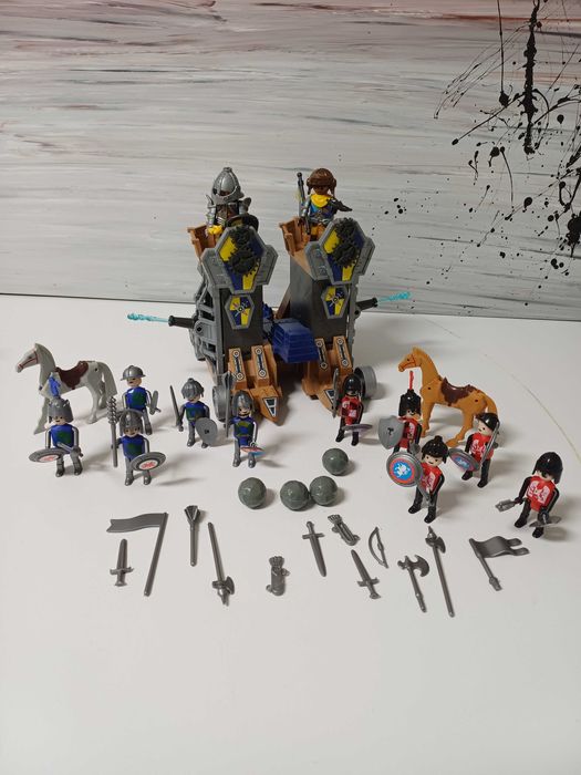 Fortaleza móvel e cavaleiros medievais Playmobil
