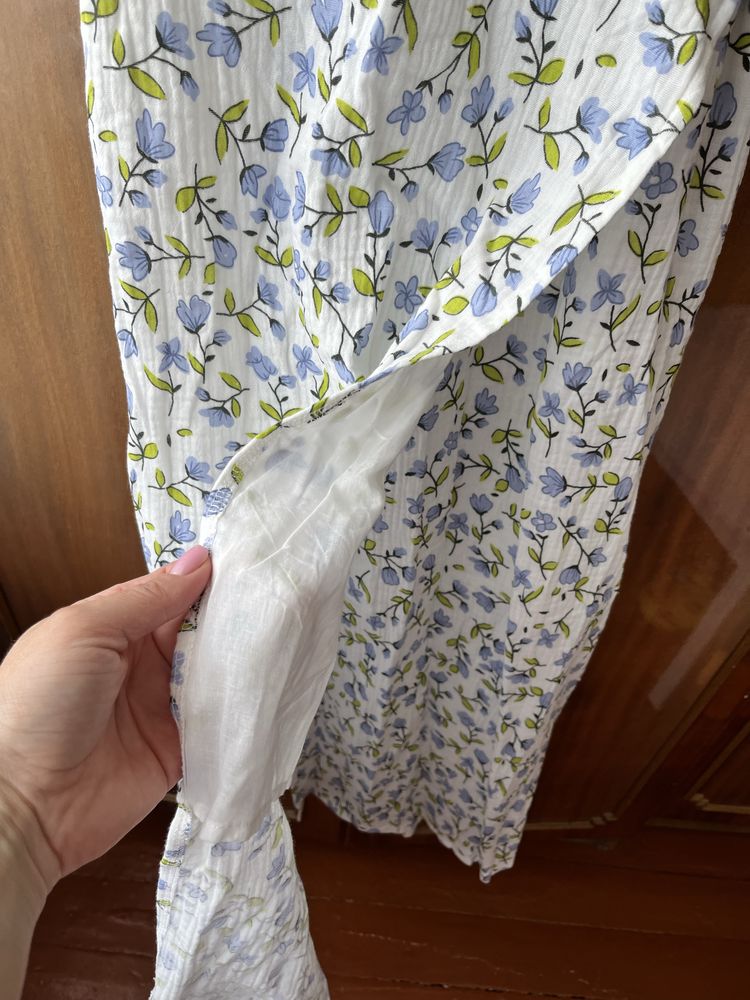Продам літня жіноча сукня із мусліну