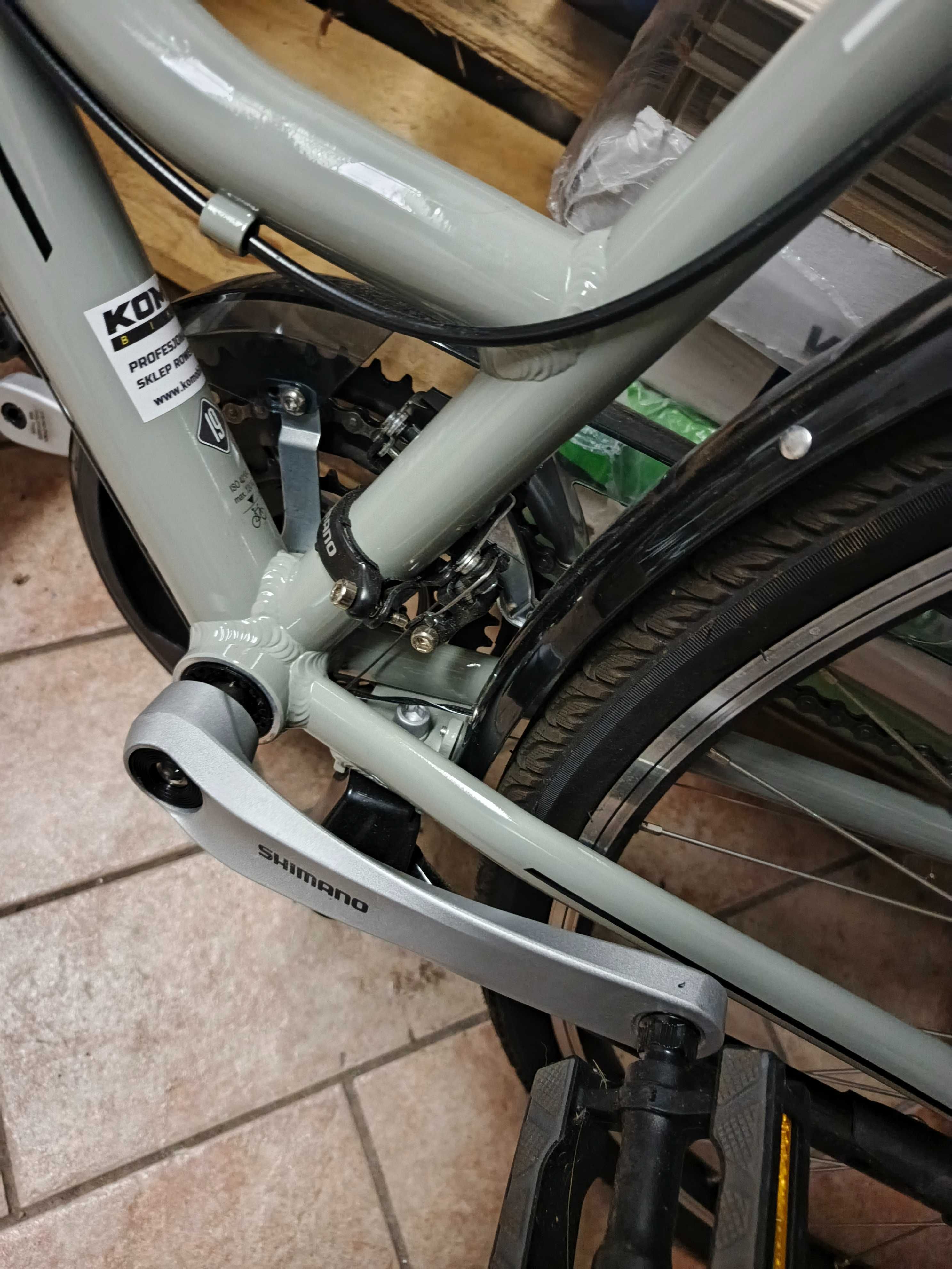 rower trekkingowy UNIBIKE Vision 28" rama 19