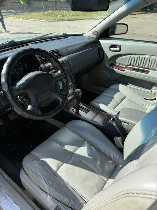 Продам Nissan 2004 года