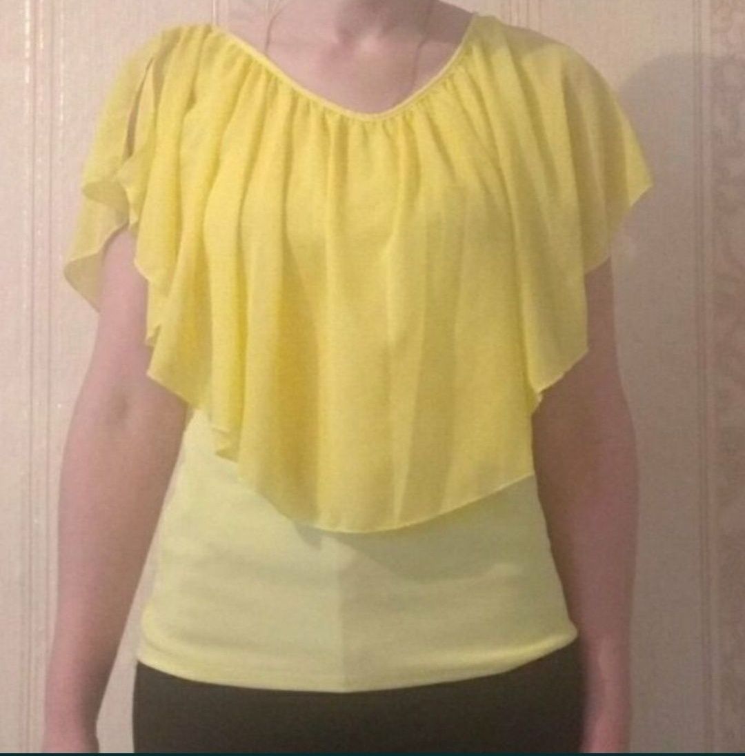 Жіноча жовта блуза