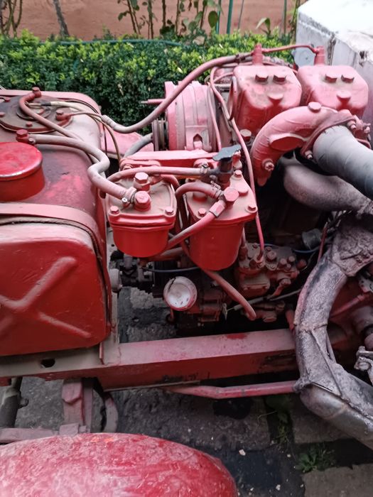 Продам трактоТ25