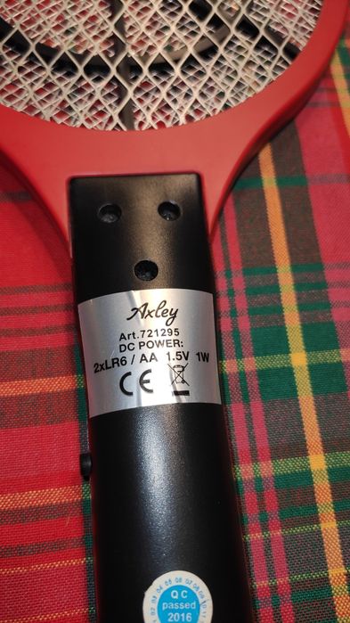 Elektryczna packa/łopatka na owady (muchy, komary itd.)