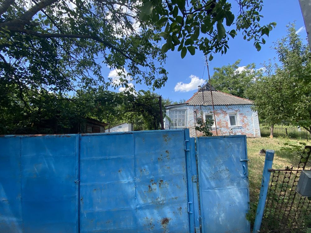 Будинок під дачу чи гарна територія під забудівлю