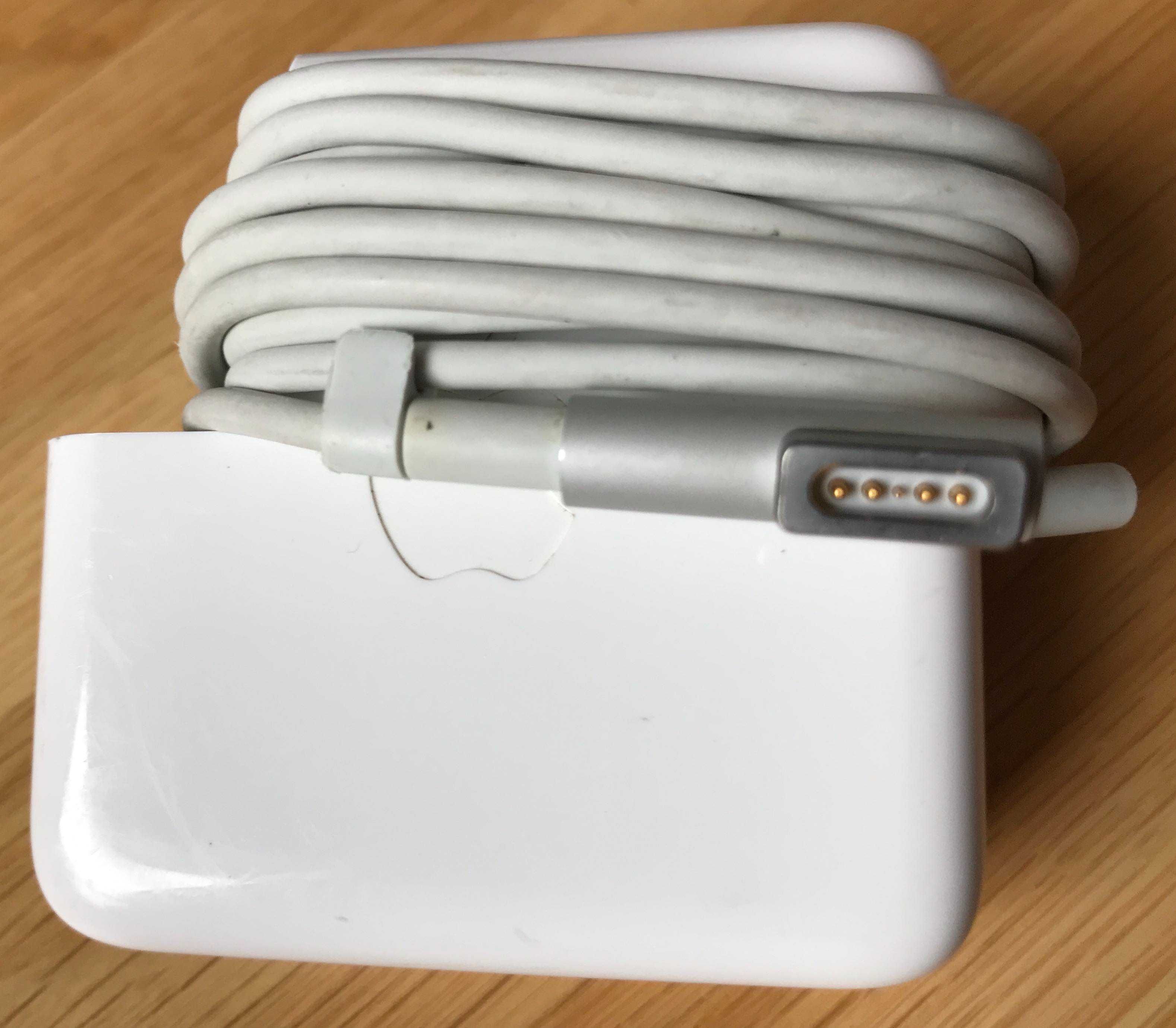 Oryginalny zasilacz Apple 45W MagSafe Power Adapter A1374 60W 85W łado