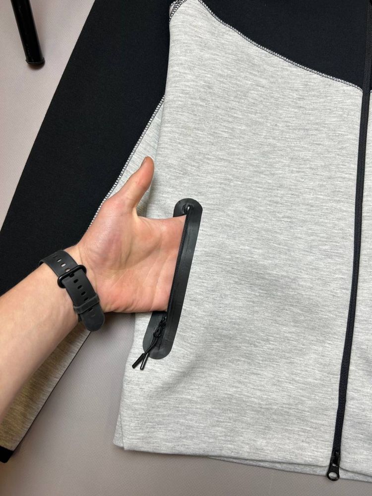Зіпка Nike tech fleece