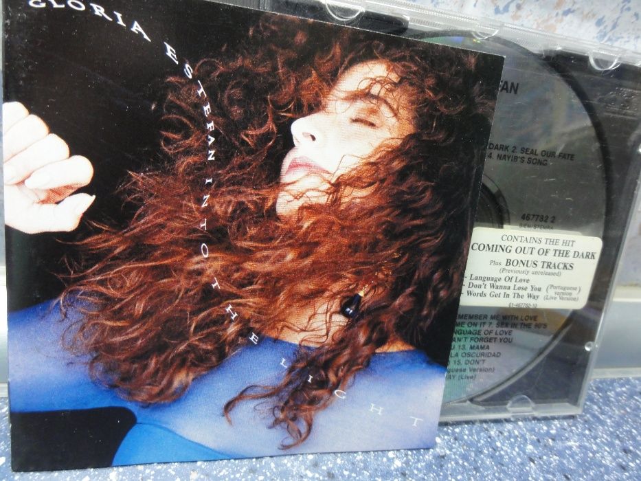CD Gloria Estefan. № 4677822. Лицензия!16 компз. Буклет. Из Зап.Европы