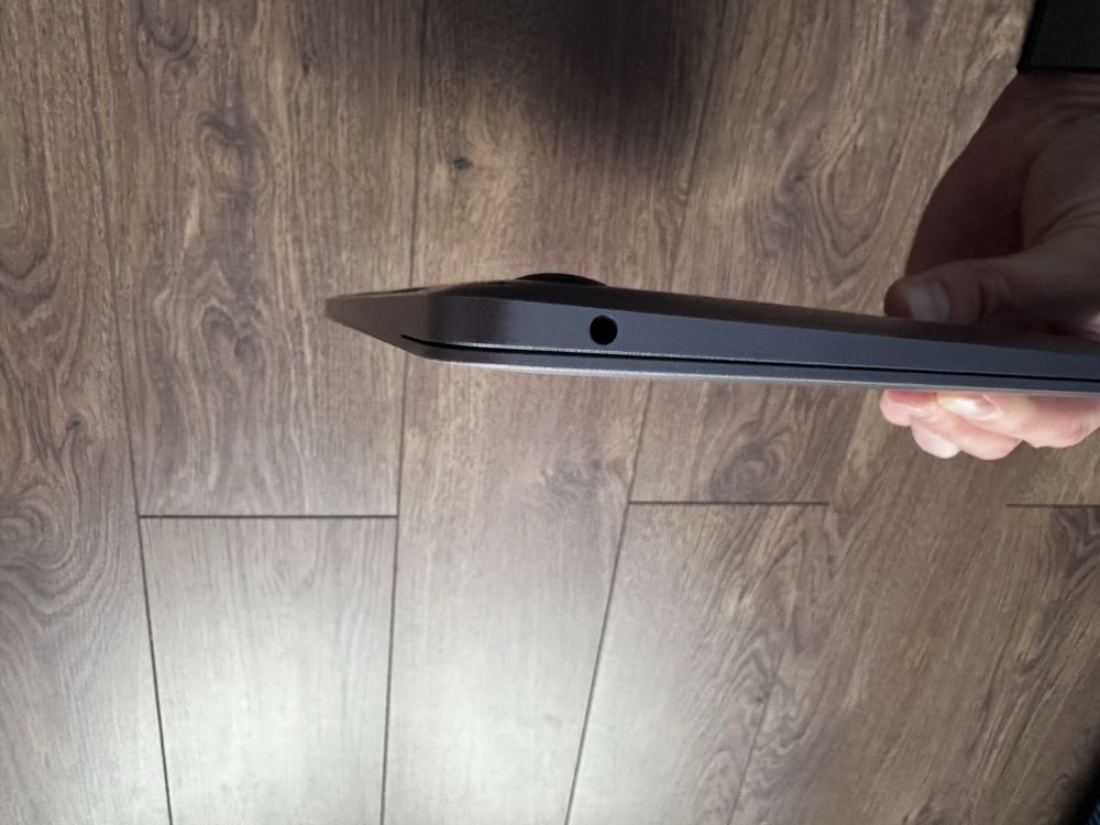 Macbook Air Space Gray A1932