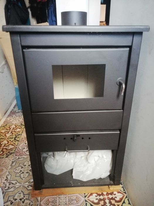 piec Kreka 9kW kominkowy na drewno, brykiet