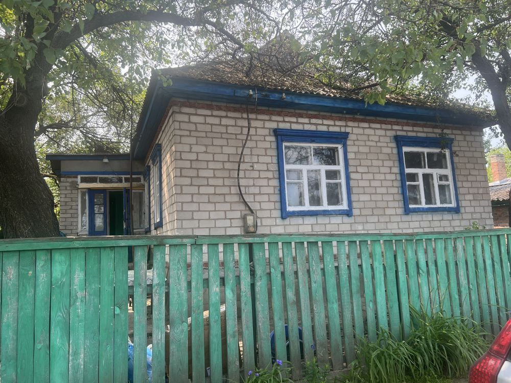 Продам добротний будинок  район Крюків ( Кременчук)