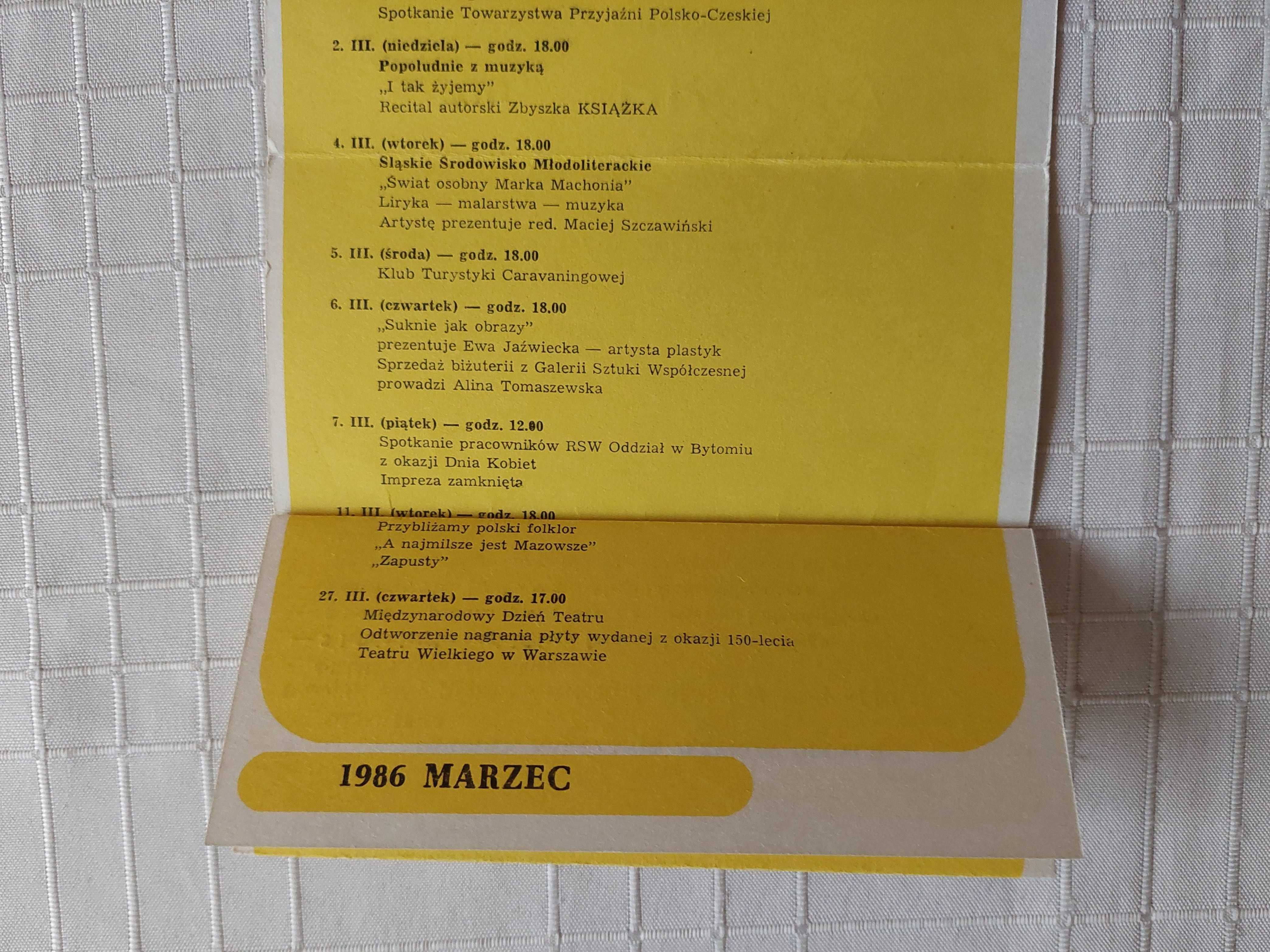 Ulotki / programy wydarzeń kulturalnych z lat 70. i 80.
