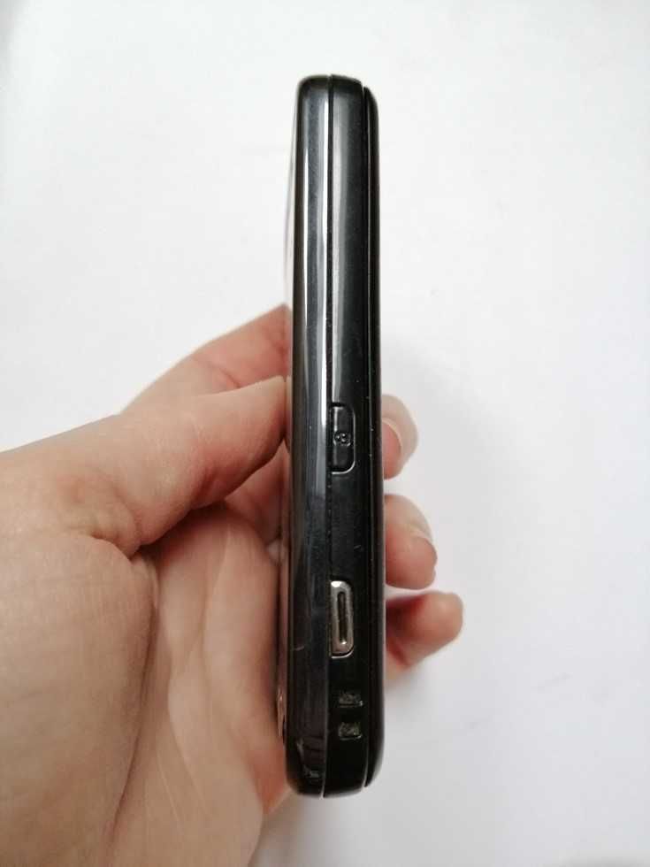 Telefon Samsung GT-S5230 Avila. Uszkodzony wyświetlacz.