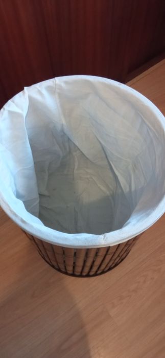 Cesto de roupa, espaçoso em bambú com tampa
