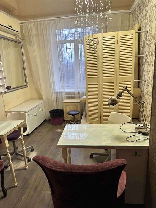 Аренда места для мастеров в салон красоты или процент