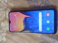 Продам смартфон Samsung a10