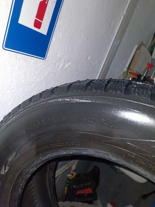 Продам зимову гуму 265/60/18 nokian hakkapelitta