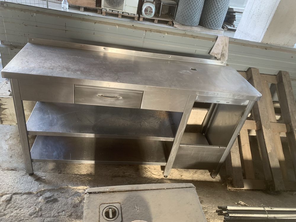 Vendo bancada de inox com 1 gaveta