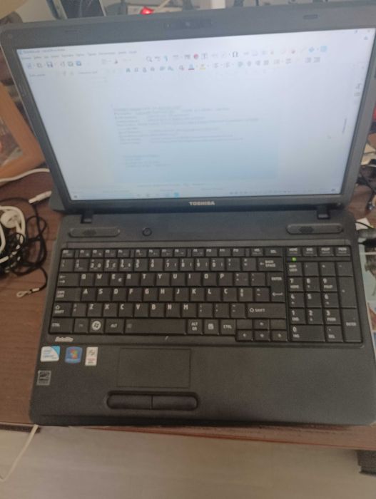 Computador Portátil Toshiba C 650