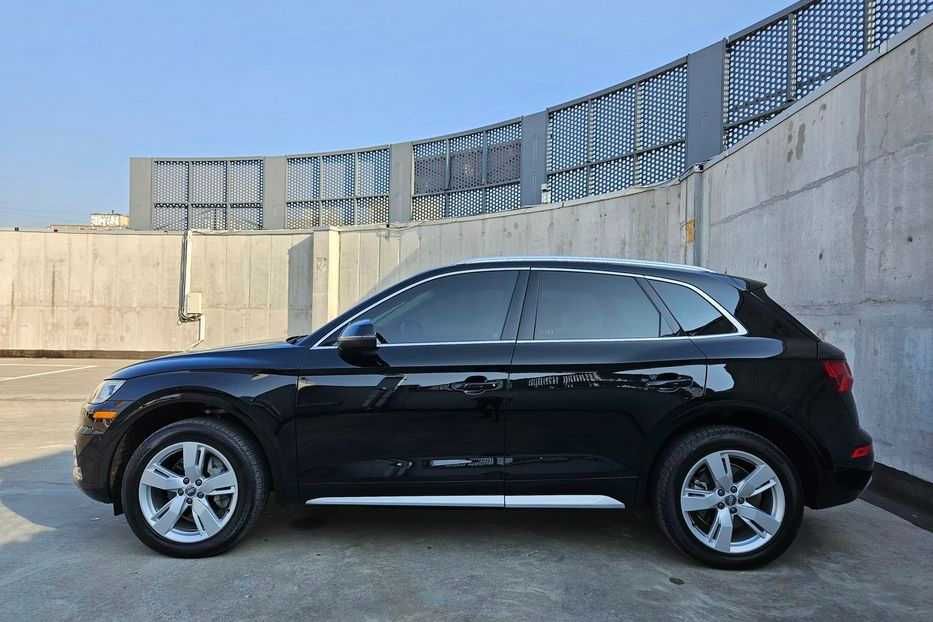 Продам Audi Q5 PREMIUM PLUS 2018 года