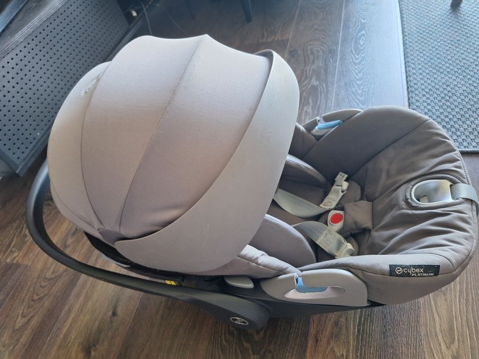 Fotelik samochodowy Cybex Platinum i size Cloud adaptery parasol nosid