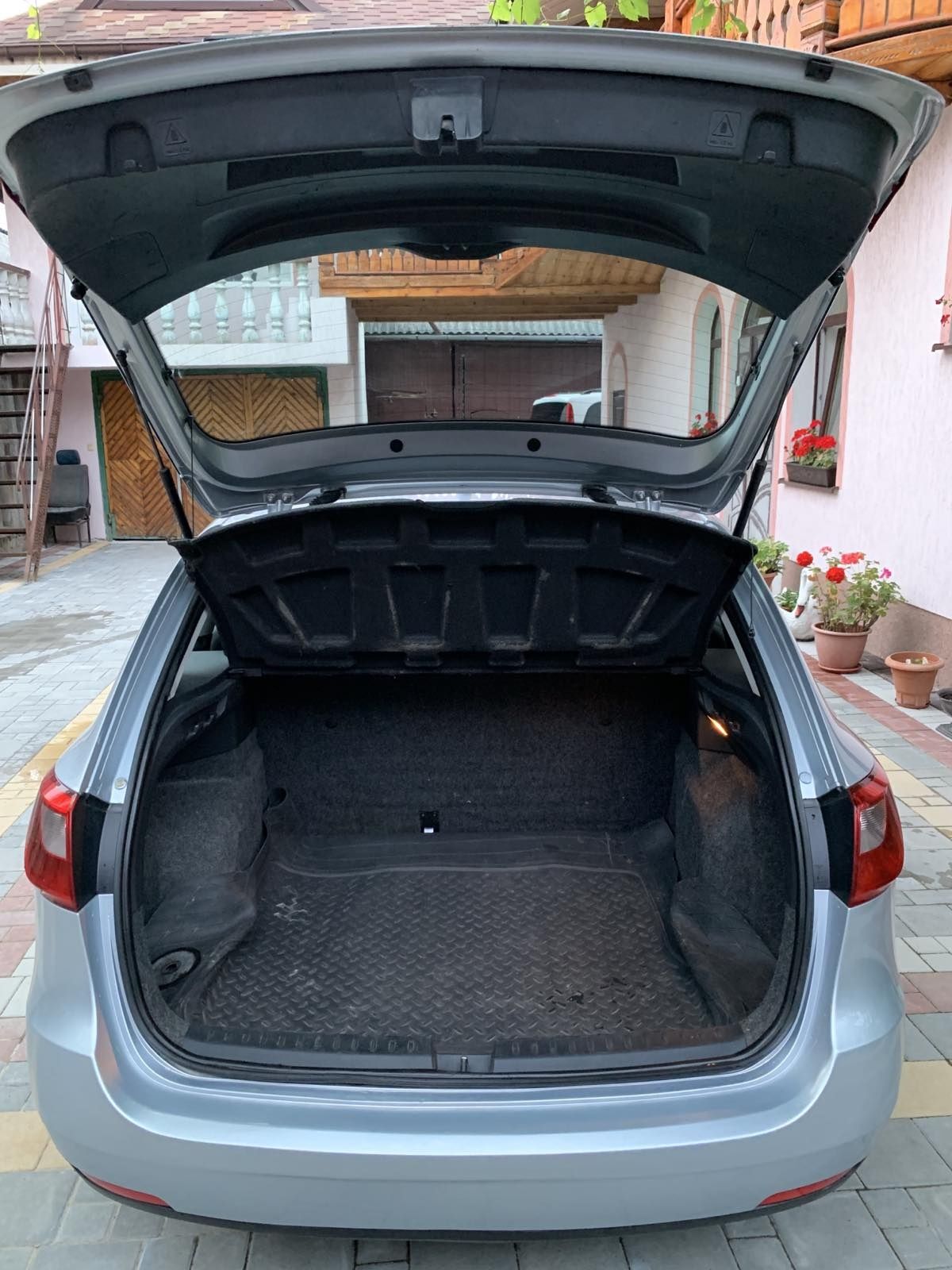 SEAT IBIZA 2010р. 1.2диз