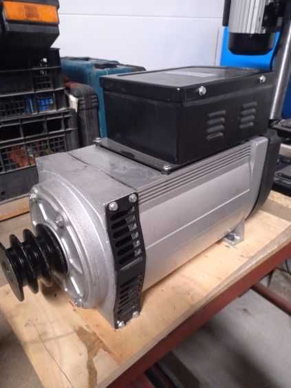 Generator prądu- alternator 7,5 KVA 230/400V